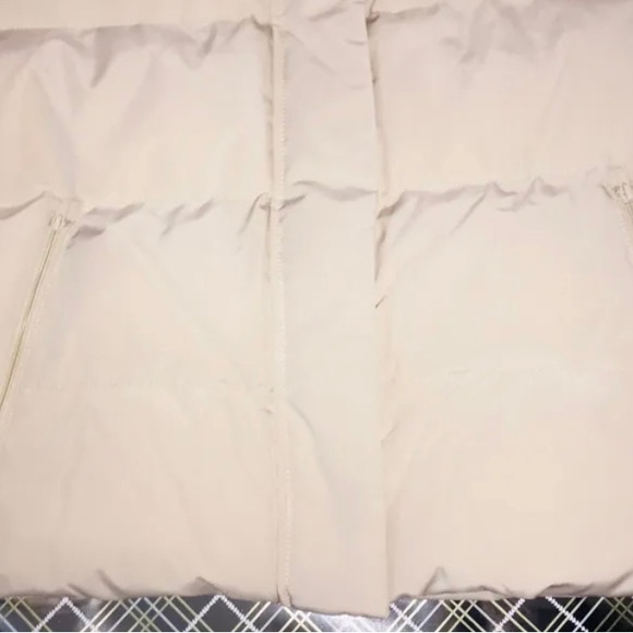 SHEIN Puffer Jacket Brand New / Manteau Beige Neuf - Picture 7 of 7